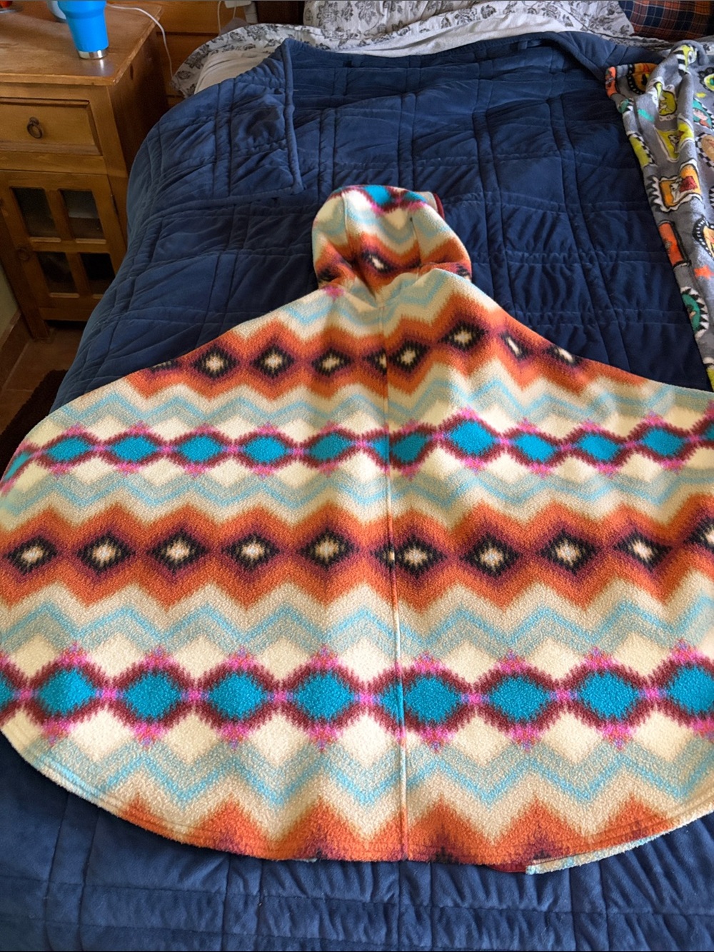 Patagonia Multi-Color Diamond Fleece Poncho Jacket - Picture 3 of 3